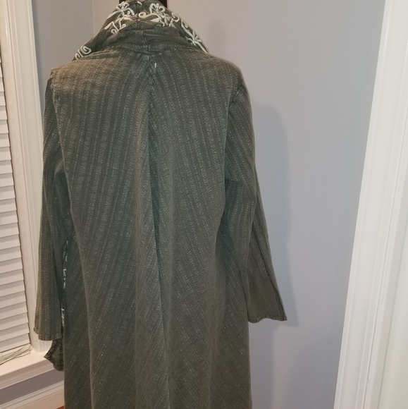 Top/Duster - Picture 4 of 5